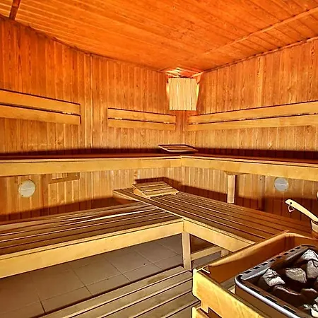 Vienna House By Wyndham Andel's Cracow 4*
