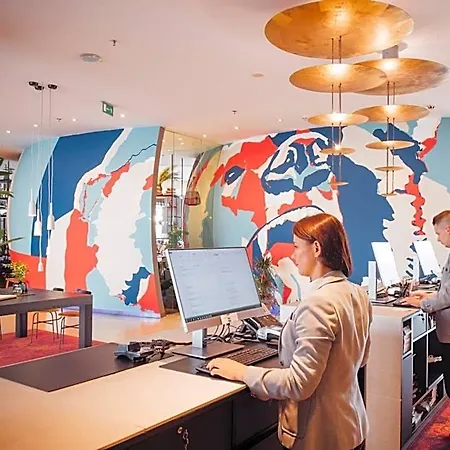 Vienna House By Wyndham Andel's Cracow 호텔 크라쿠프