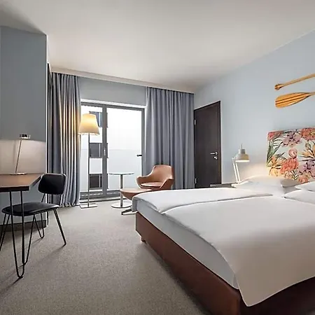 Vienna House By Wyndham Andel's Cracow 호텔 4*