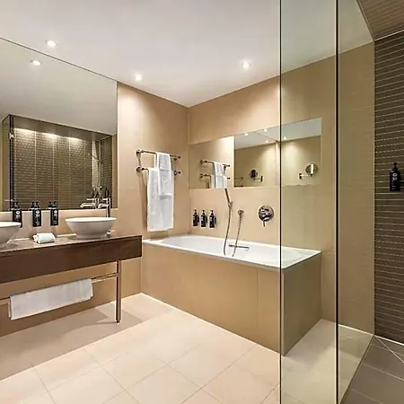 Vienna House By Wyndham Andel's Cracow 4* 크라쿠프