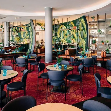 Vienna House By Wyndham Andel's Cracow 4* Krakkó